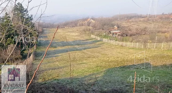 Plac | 4zida
