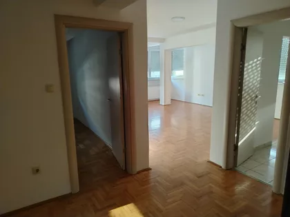Aranj Janoša | 4zida.rs