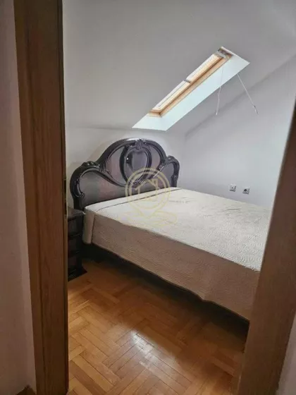 Filozofski Fakultet | 4zida.rs