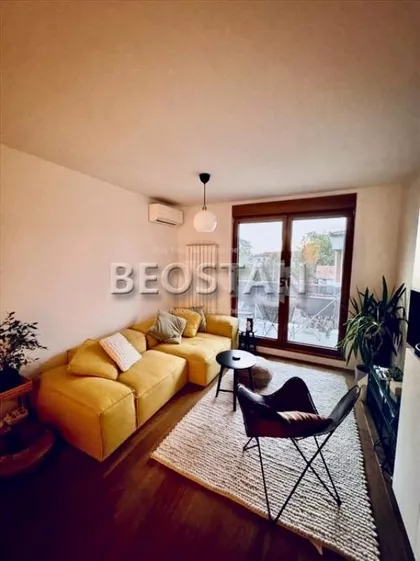 Novogradska | 4zida.rs