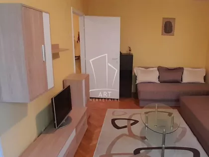 Strumička | 4zida.rs