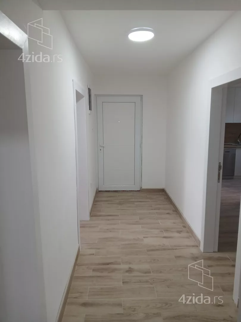 Kancelarija | 4zida