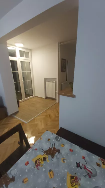 Stevana Nemanje 5A | 4zida.rs