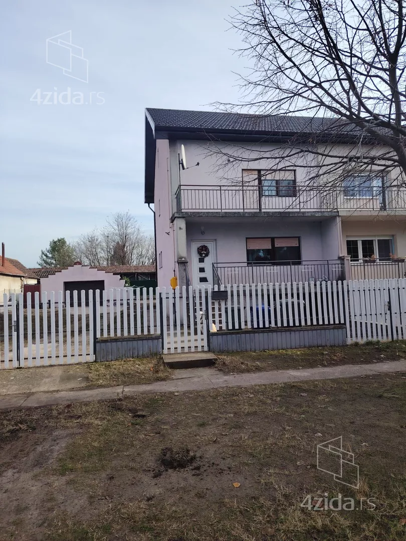 3-etažna kuća | 4zida