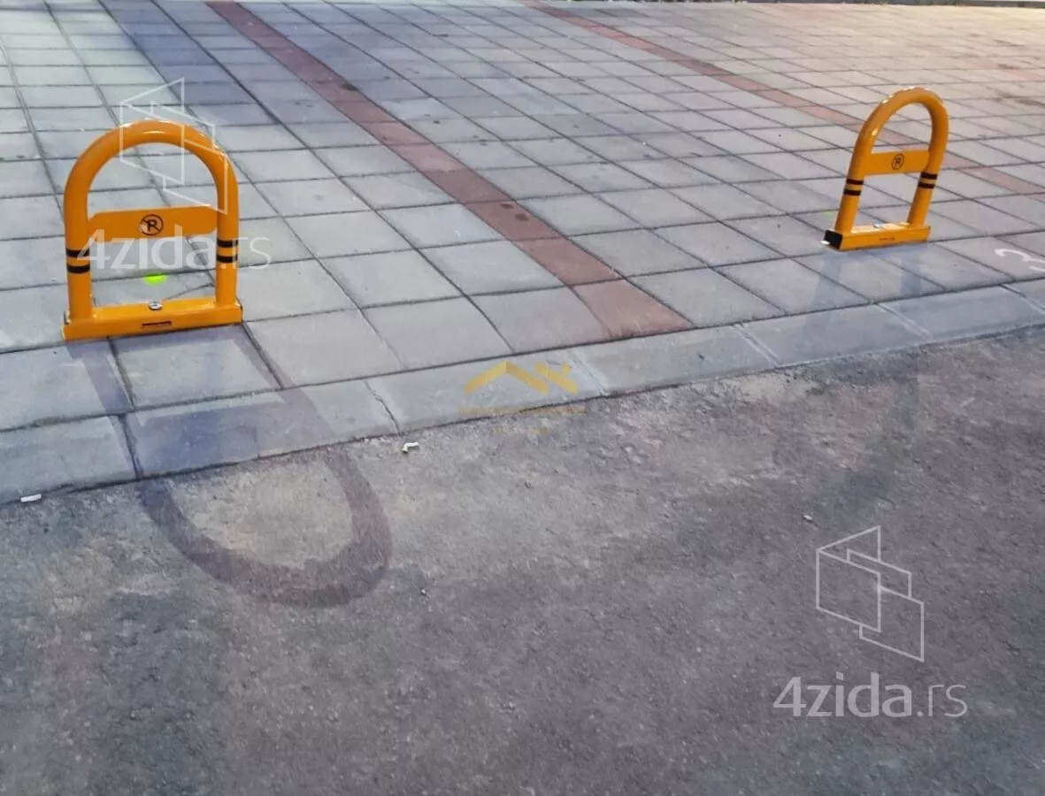 Parking | 4zida