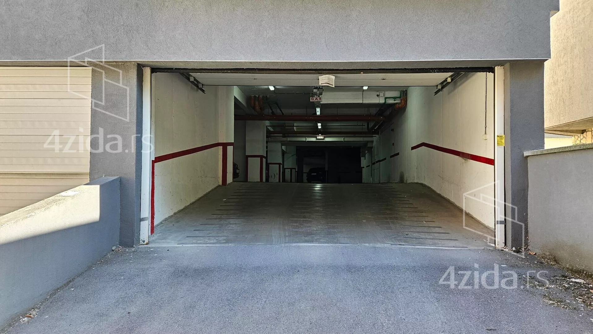 Garaža | 4zida