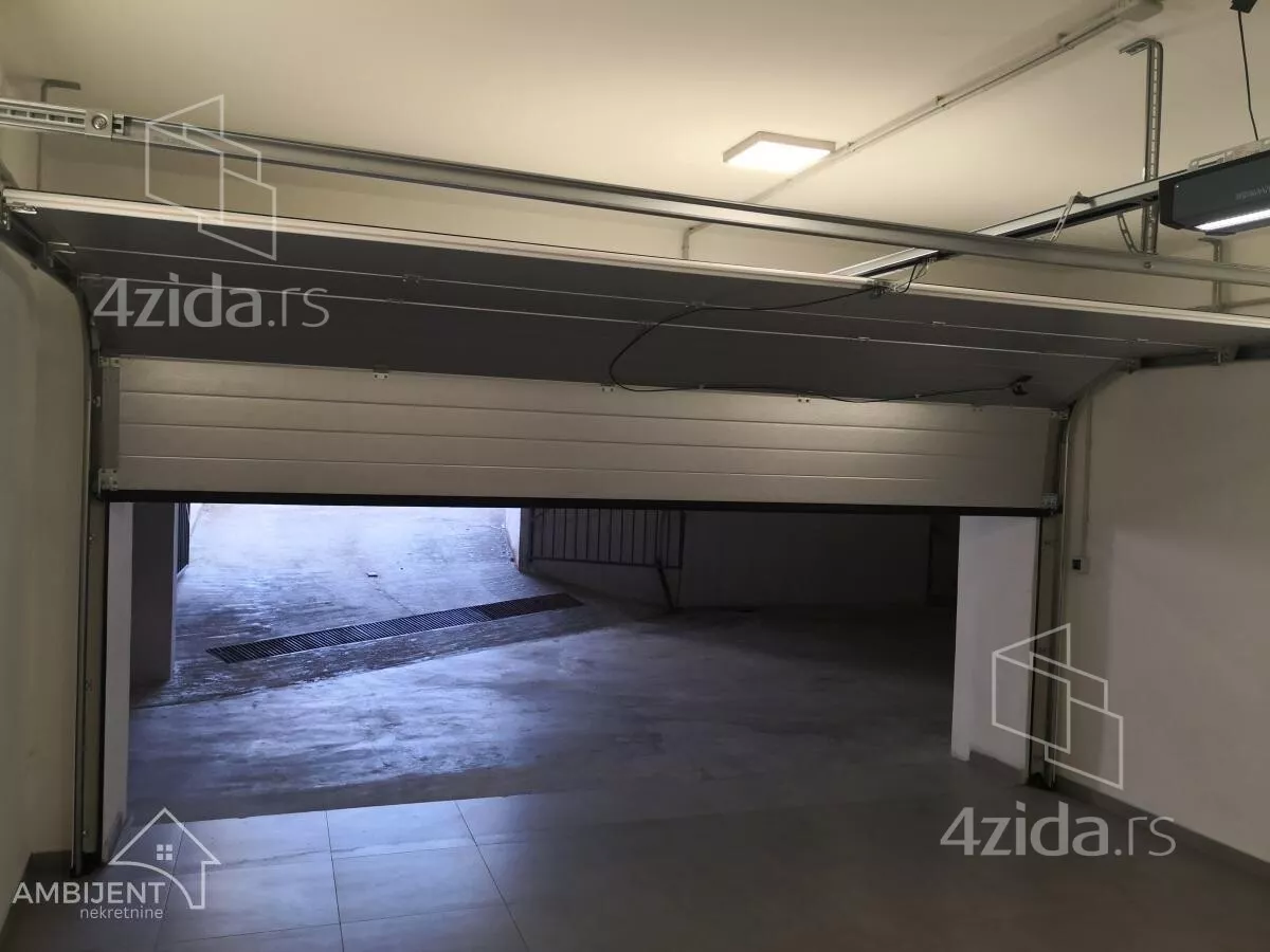 Garaža/Parking | 4zida