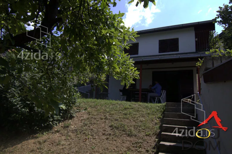 Kuća | 4zida