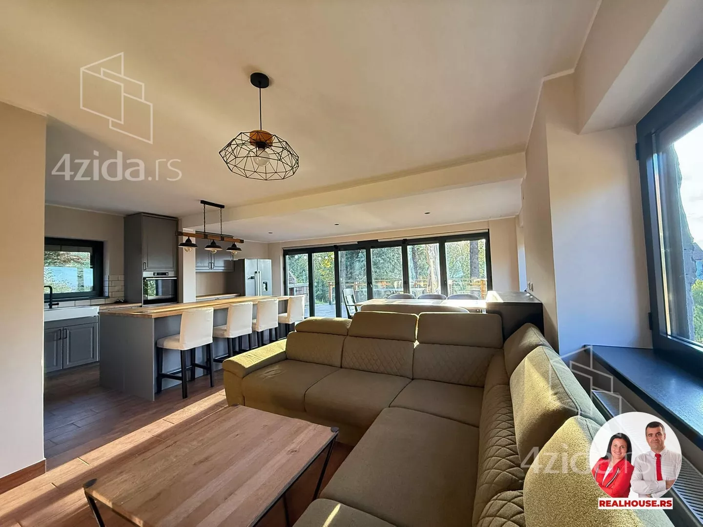 3-etažna kuća | 4zida