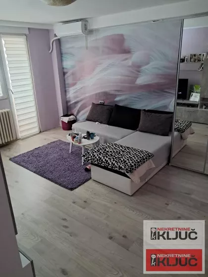 Rotkvarija | 4zida.rs