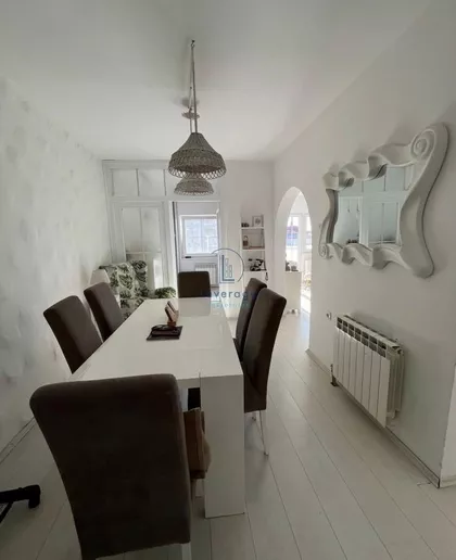 Karađorđeva | 4zida.rs