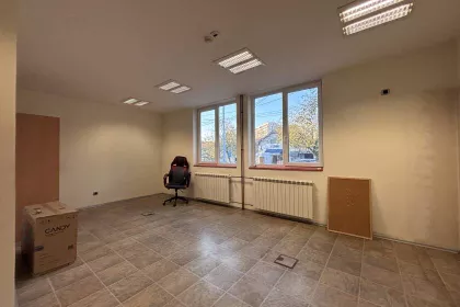 Ugrinovačka | 4zida.rs