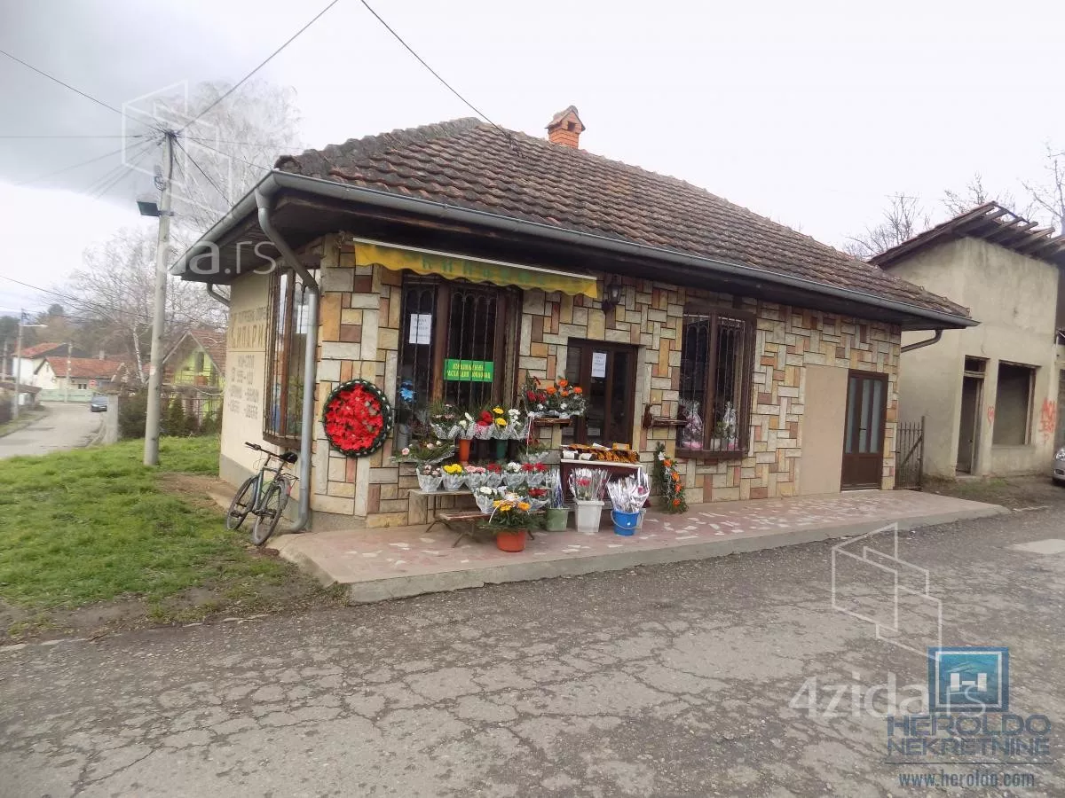 Poslovni prostor | 4zida