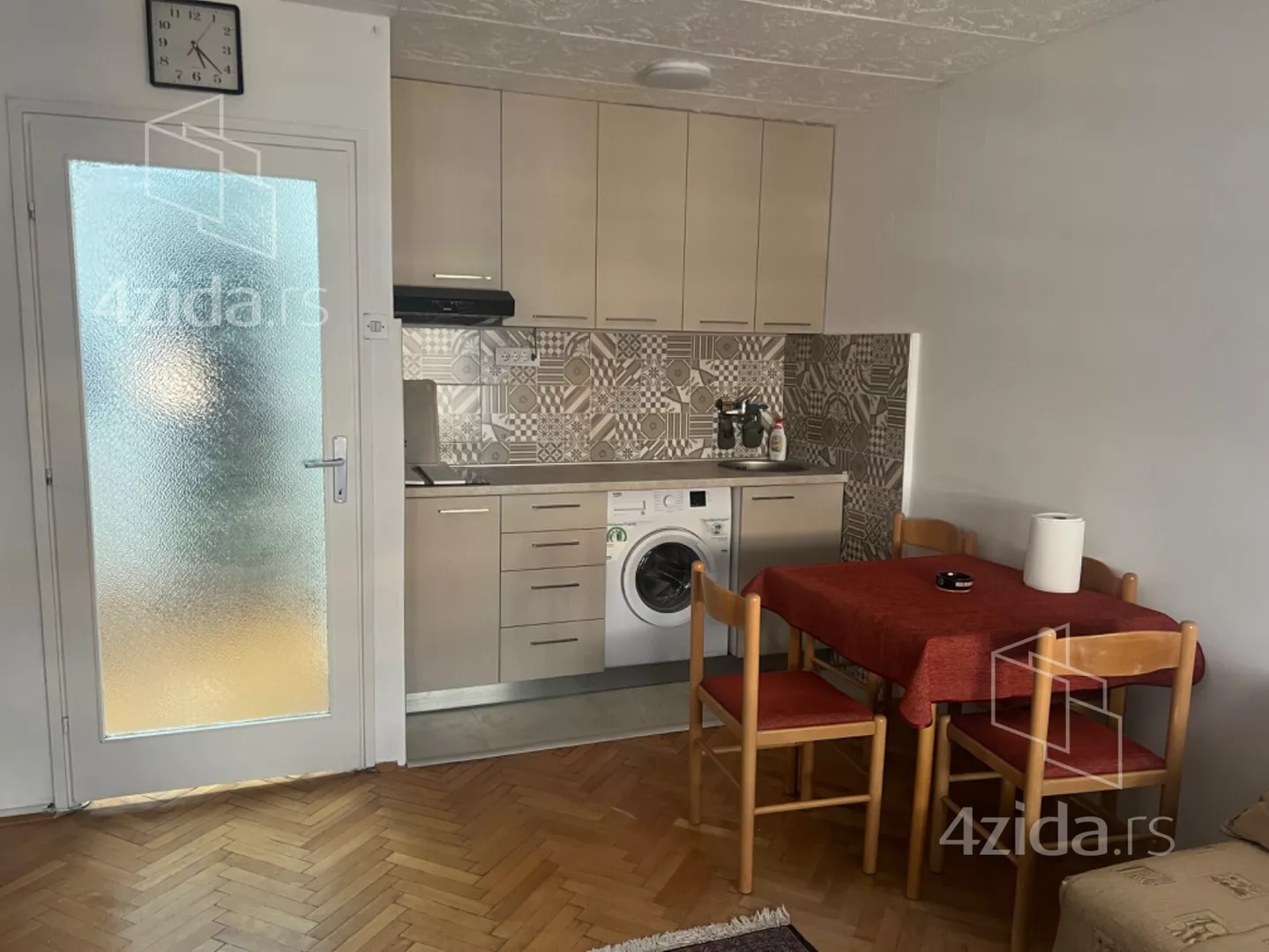 Garsonjera | 4zida