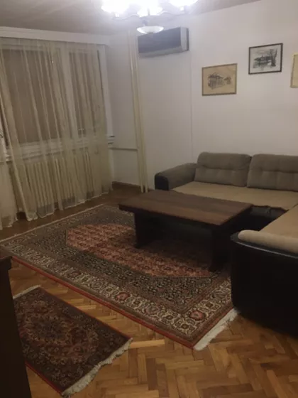 Radovana Simića Cige 6 | 4zida.rs