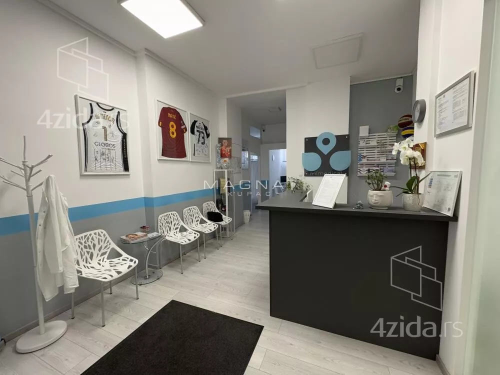 Poslovni prostor | 4zida