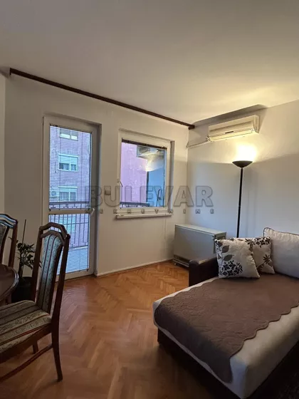 Pasterova | 4zida.rs