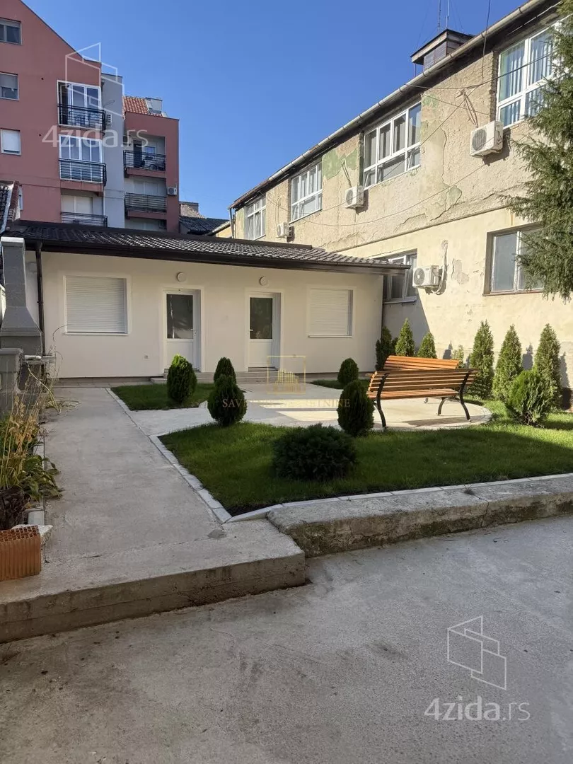 Poslovni prostor | 4zida