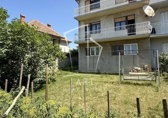 4-etažna kuća | 4zida