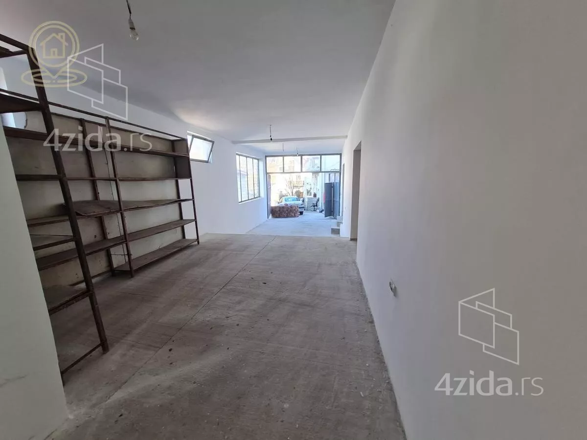 Poslovni prostor | 4zida