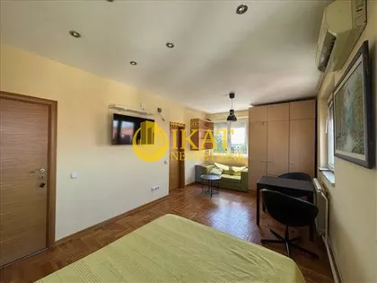Radnička | 4zida.rs