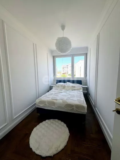 Jovana Rajića | 4zida.rs