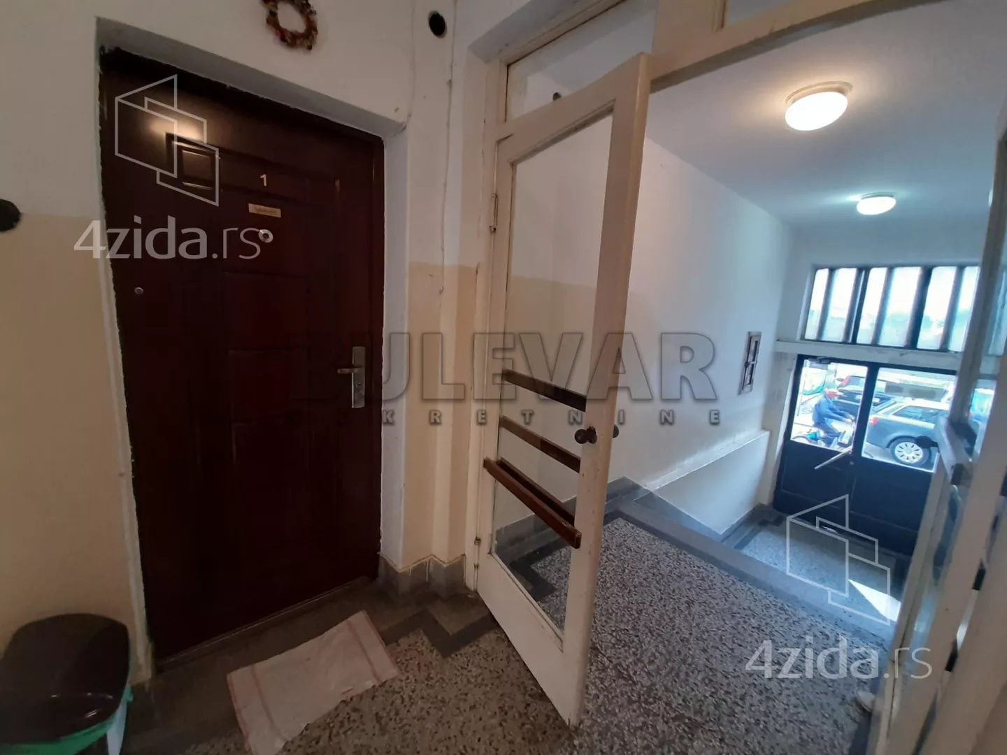 Lokal | 4zida