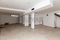 Lokal | 4zida