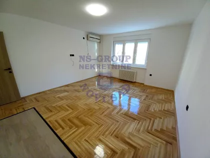 Železnička stanica | 4zida.rs