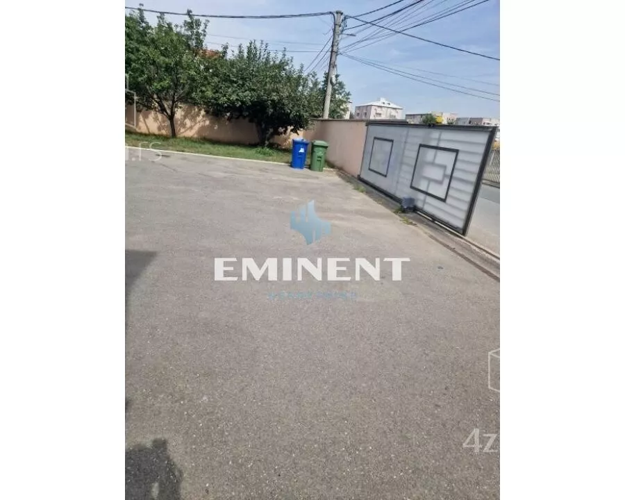 Sedmosoban stan | 4zida