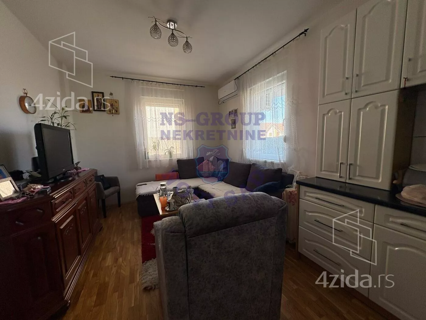 Troiposoban stan | 4zida