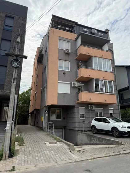 Božane Prpić 8 | 4zida.rs