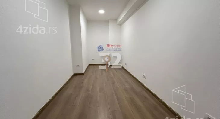 Četvoroiposoban stan | 4zida