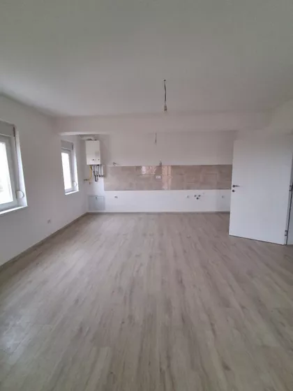 Sremska Kamenica | 4zida.rs