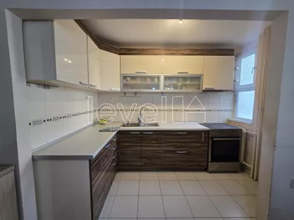 Bulevar Oslobođenja | 4zida.rs