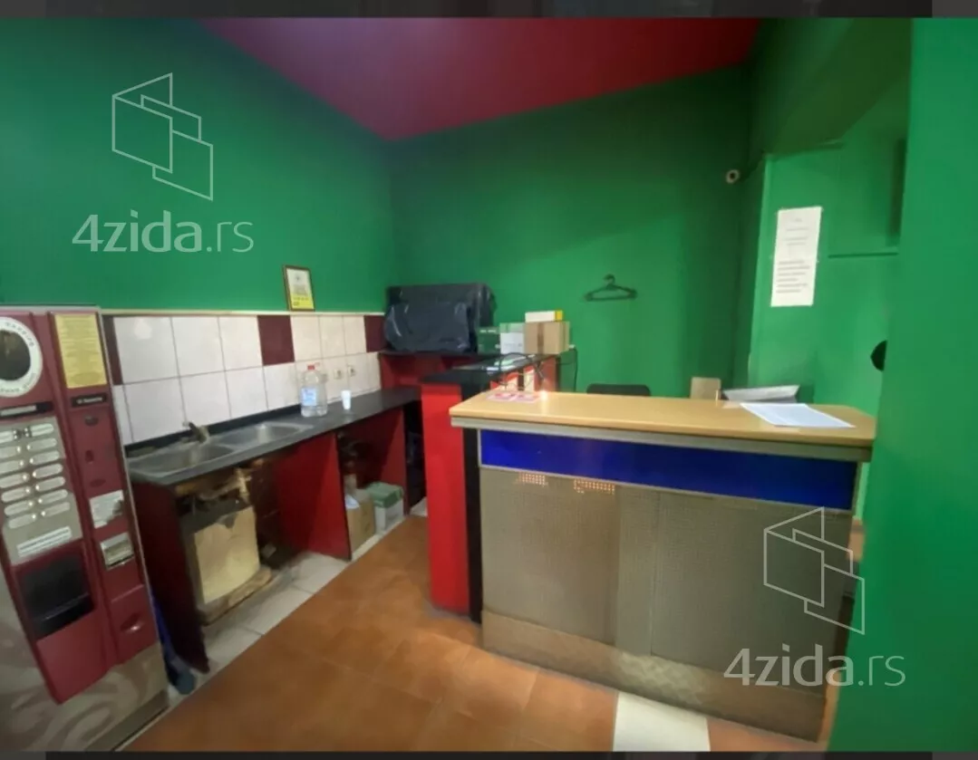 Poslovni prostor | 4zida