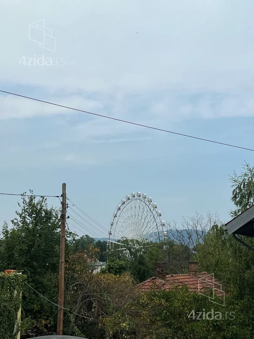 Građevinsko zemljište | 4zida