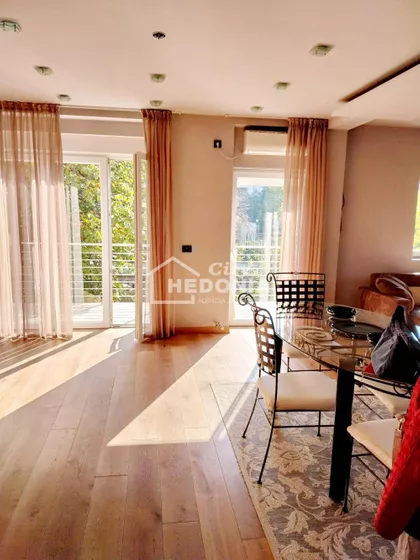 Žanke Stokić | 4zida.rs