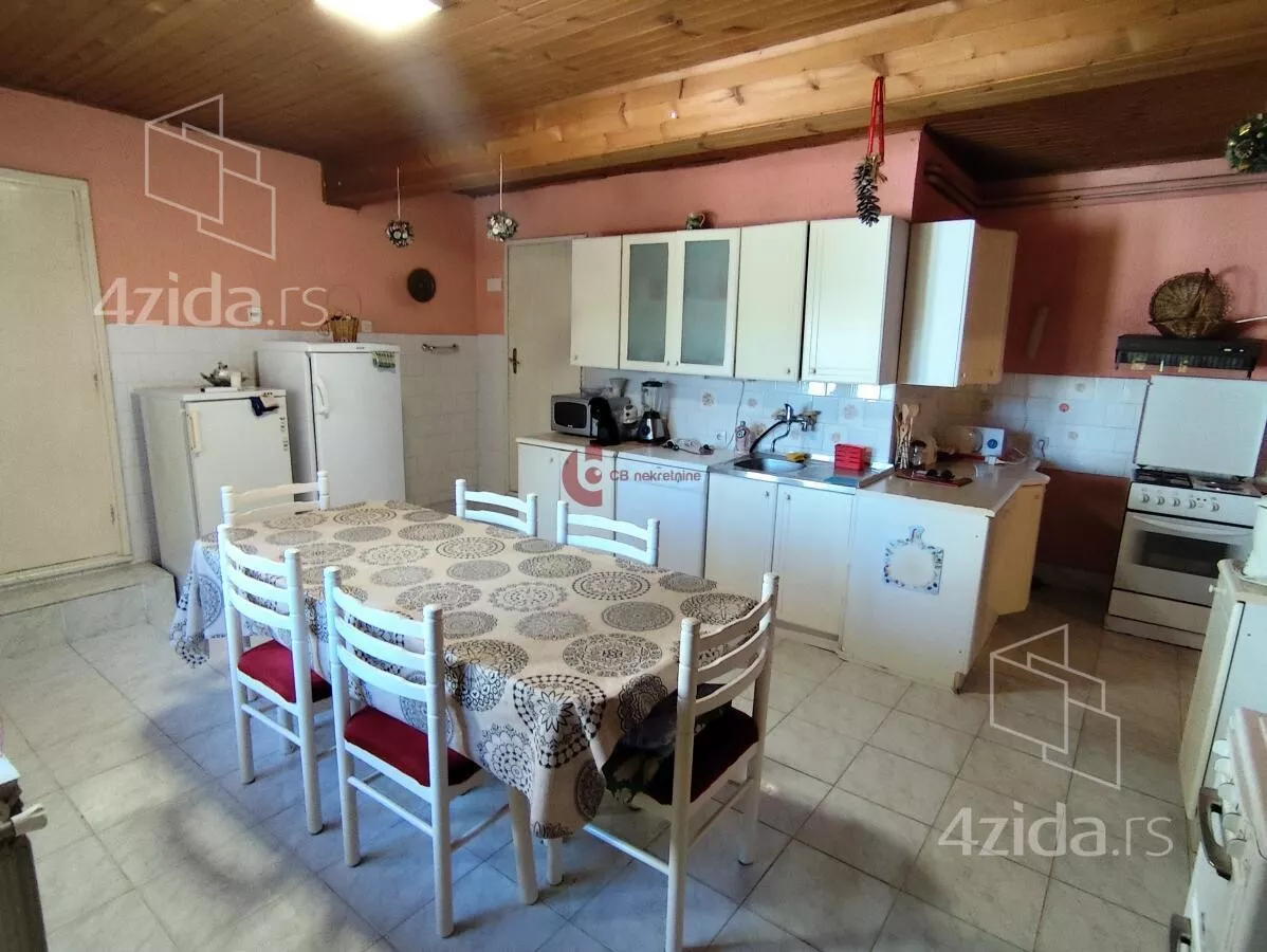 Kuća | 4zida