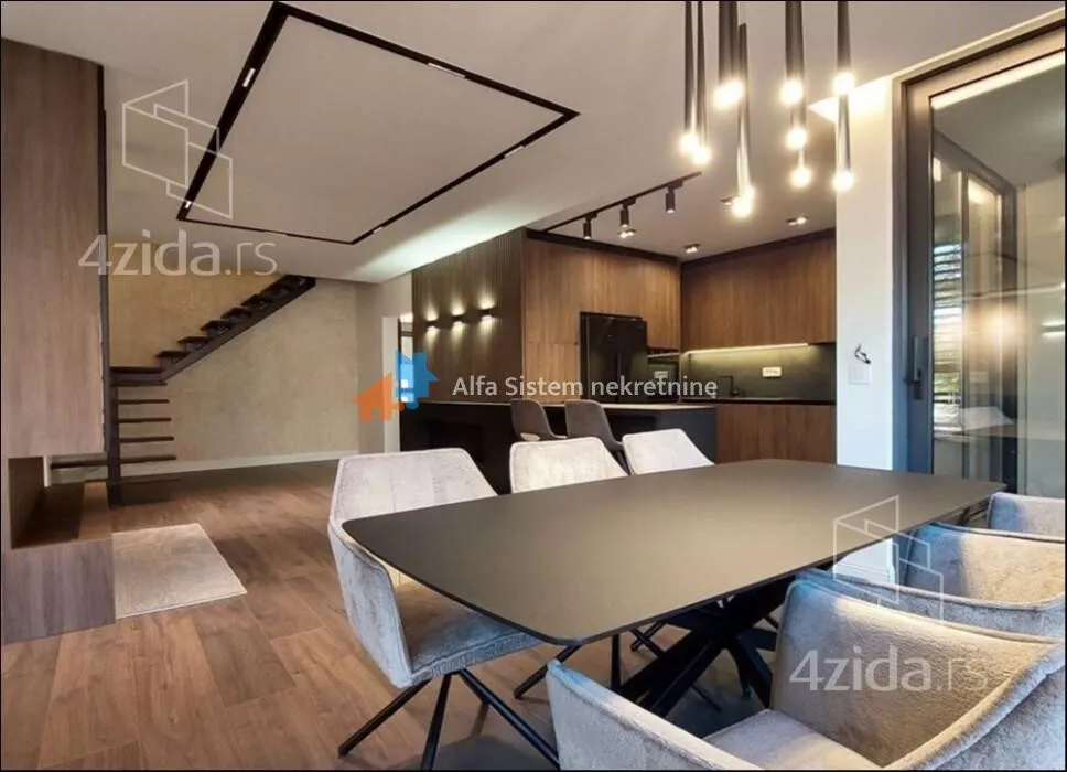 Petosoban stan | 4zida