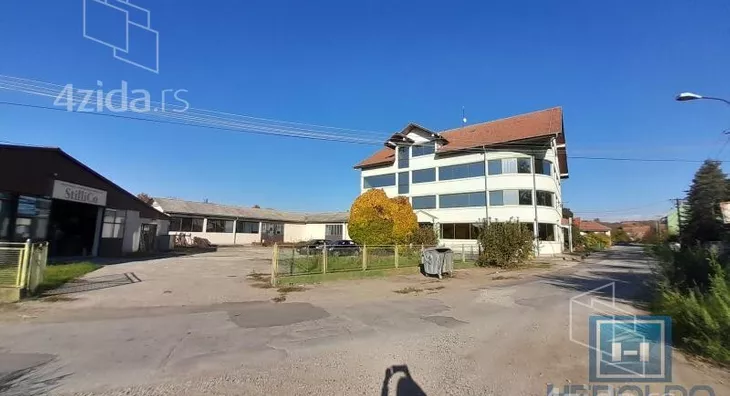 Poslovni prostor | 4zida