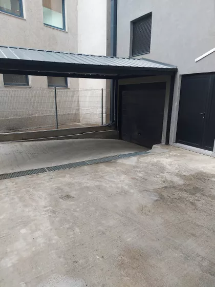 Jovana Ristića 22 | 4zida.rs