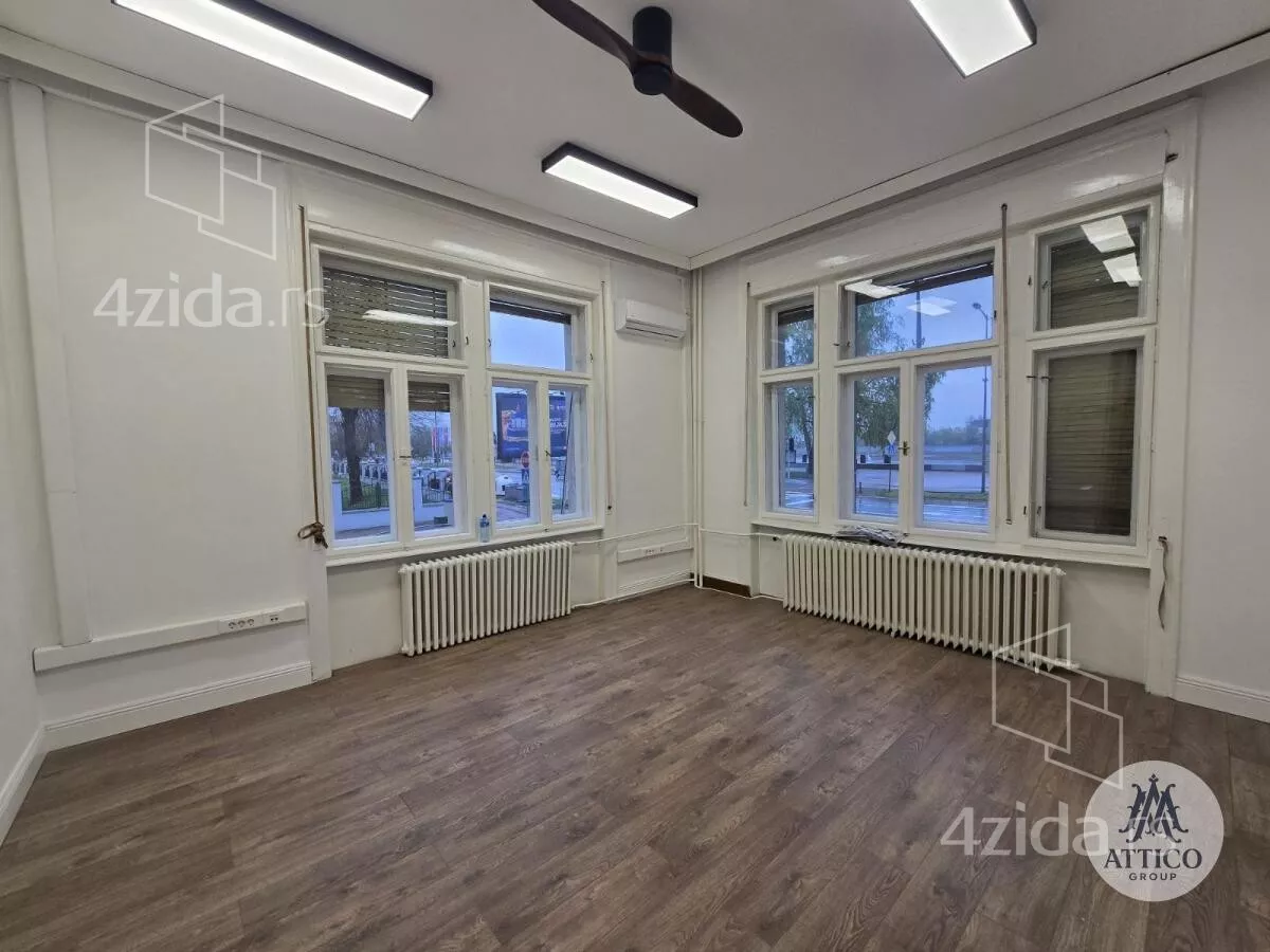 Poslovni prostor | 4zida