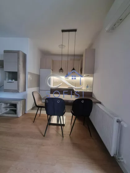 Heroja Pinkija | 4zida.rs