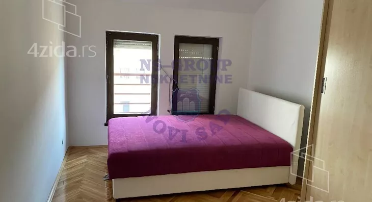 Četvoroiposoban stan | 4zida