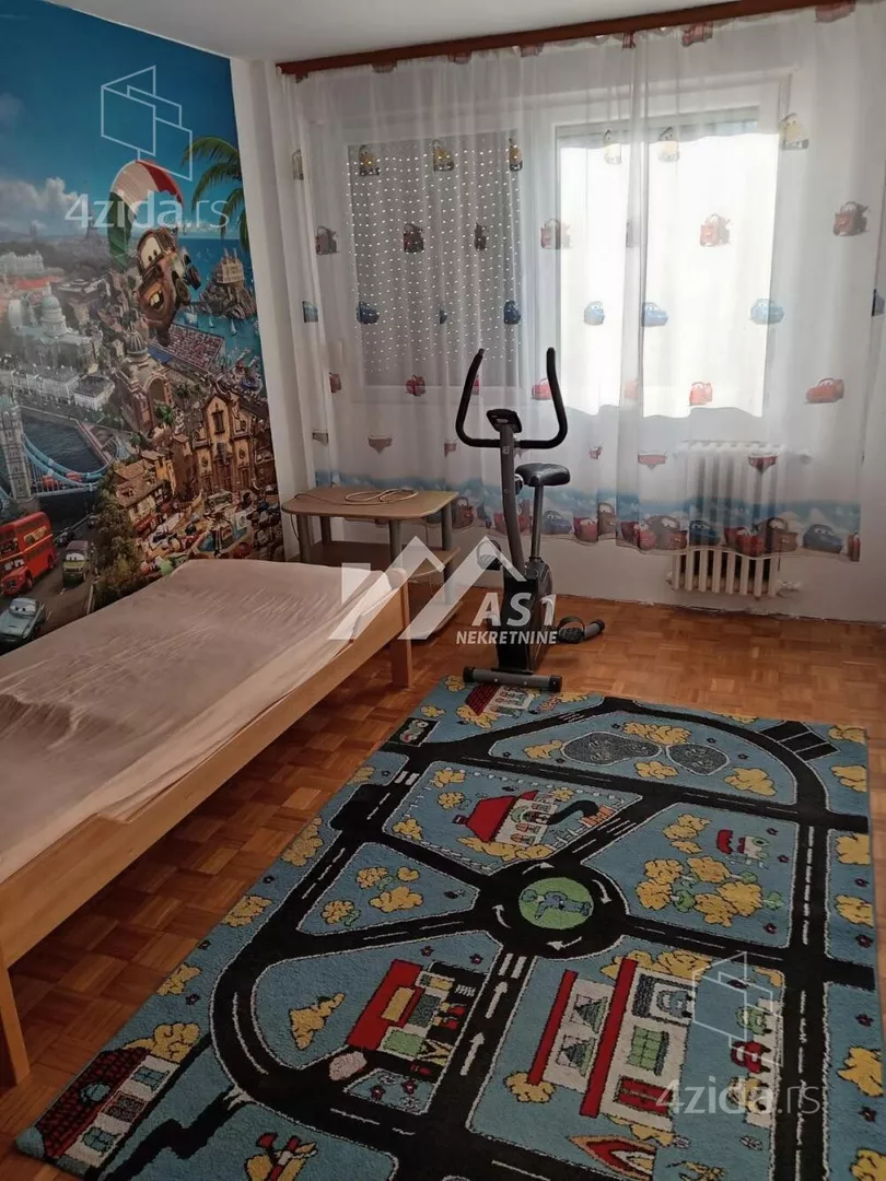 Dvoiposoban stan | 4zida