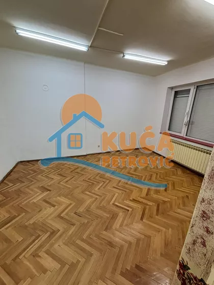 Cara Dušana | 4zida.rs