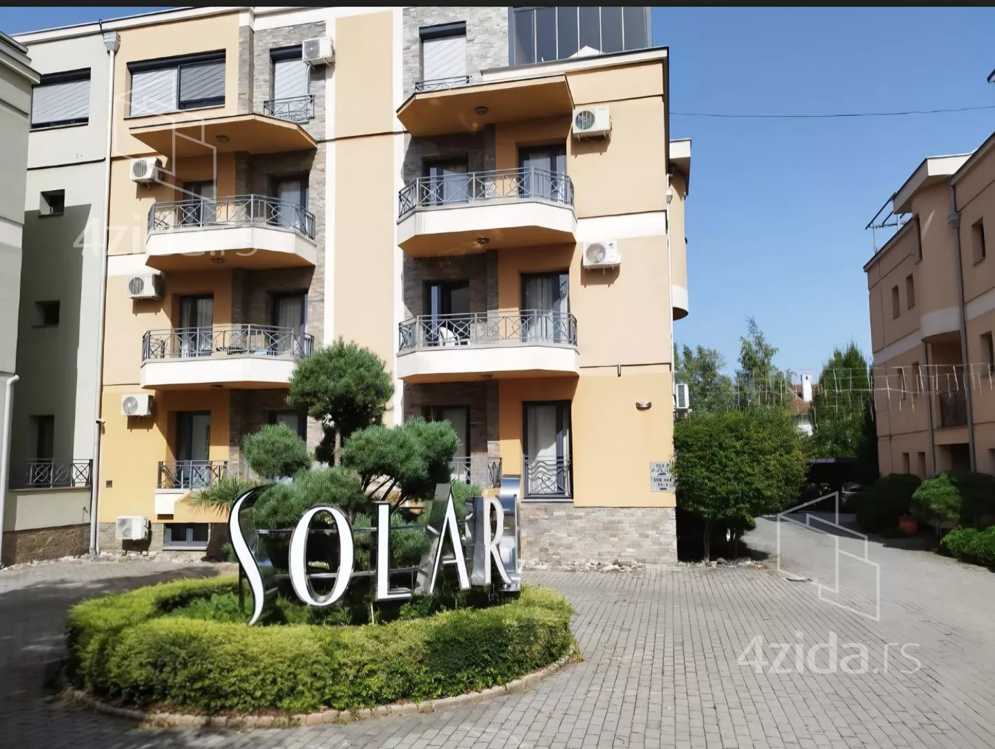 Jednoiposoban stan | 4zida