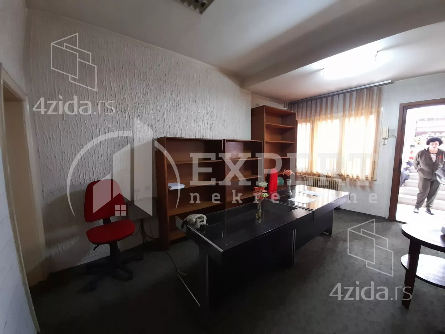 Lokal | 4zida