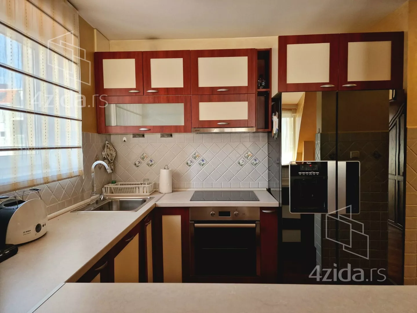 Petosoban stan | 4zida